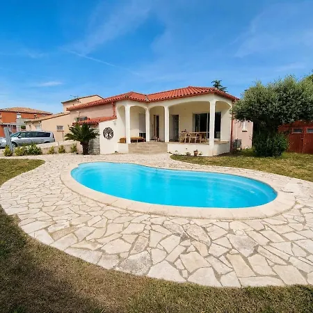 Camille Villa